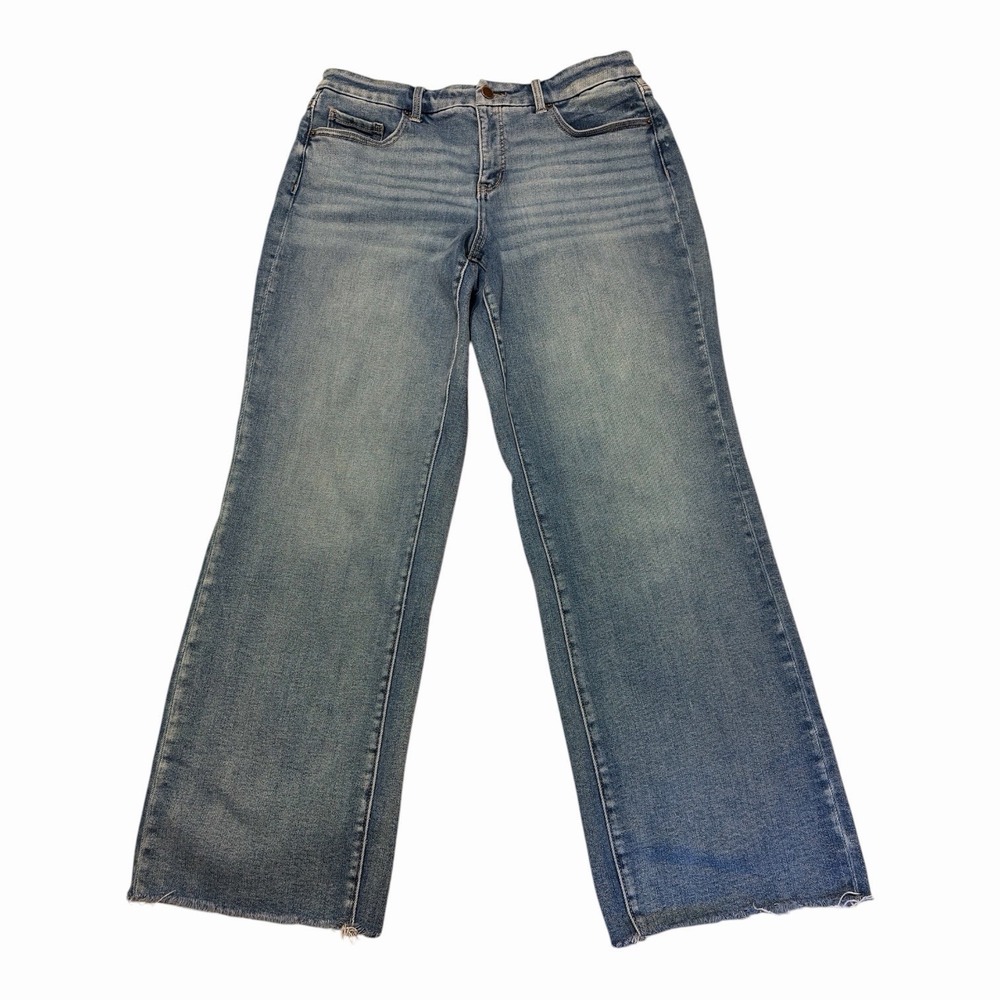 BKE Gabby High Rise Curvy Wide-Leg Raw Hem Light Wash Stretch 30x32 Jeans - Picture 6 of 9